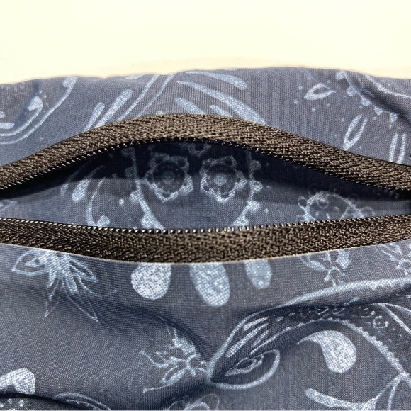 Sweaty Betty Zero Gravity 7/8 Leggings Mesh insert W SM Blue Paisley - Picture 4 of 12